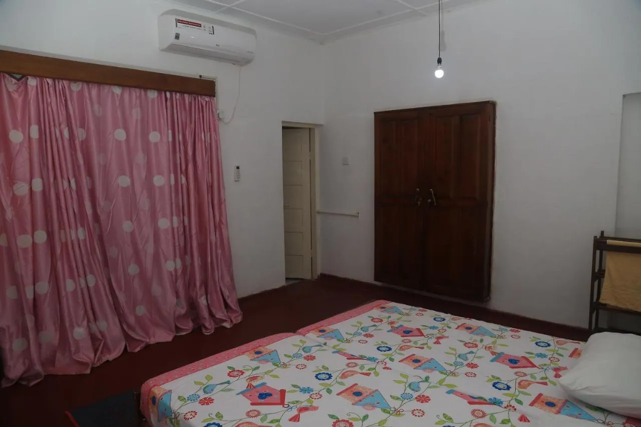 Aeroform Homestay Negombo